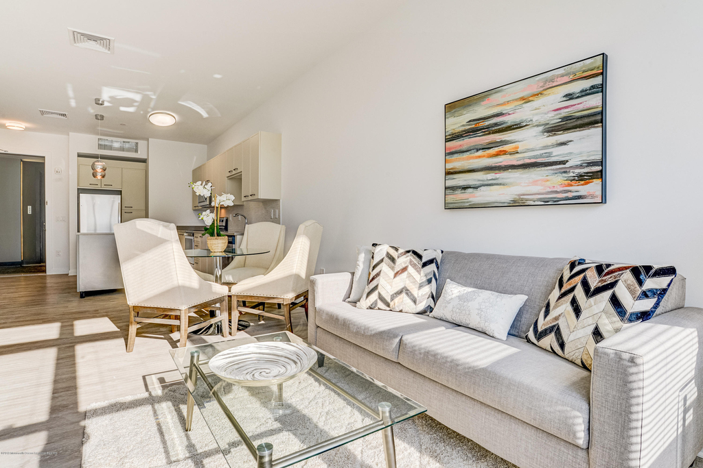 55 W Front Street - Photo 10