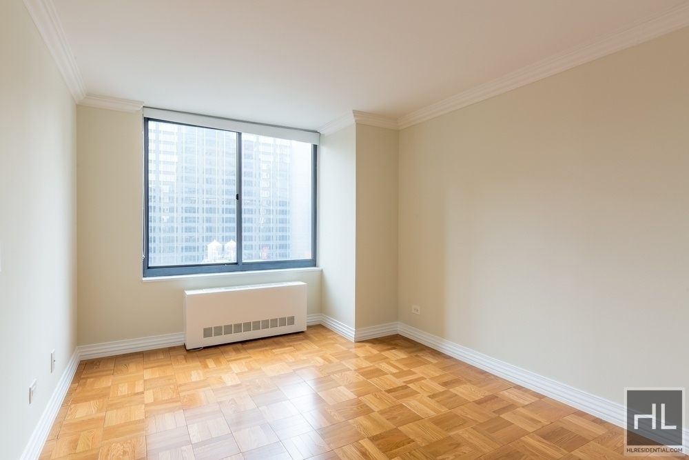 West 48th Street - Photo 5