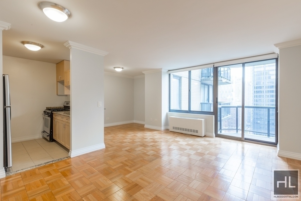 West 48th Street - Photo 0