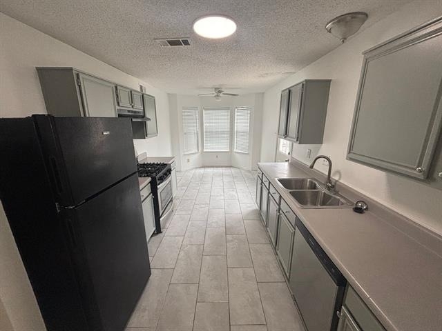 2100 Larkspur Street - Photo 4