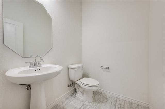 2813 Walker Way - Photo 11