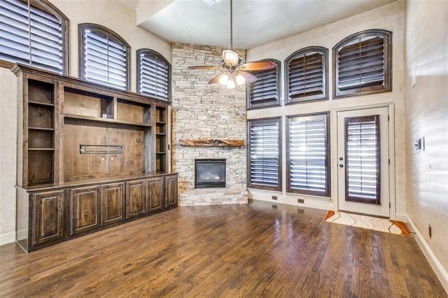 1231 Fowler Street - Photo 4