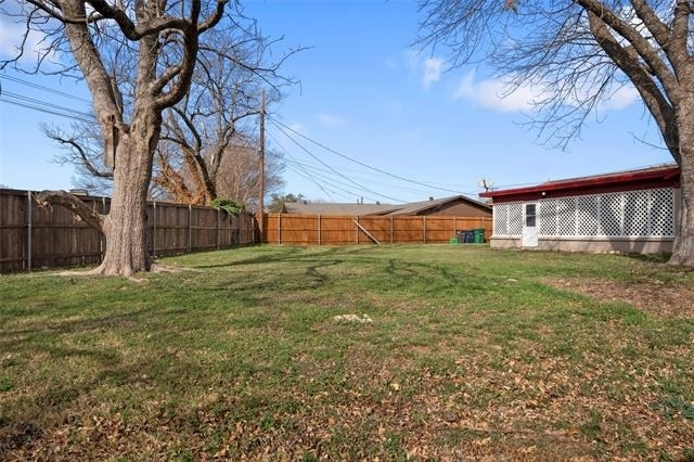 4017 Welch Avenue - Photo 34
