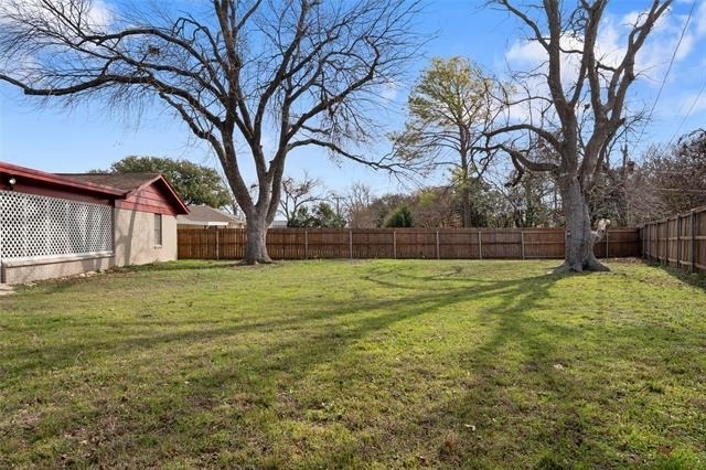 4017 Welch Avenue - Photo 33