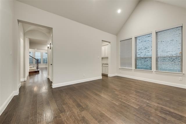 5901 The Esplanade Drive - Photo 7