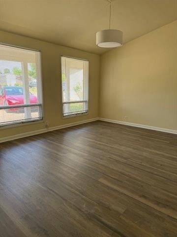 923 Warren Way - Photo 2
