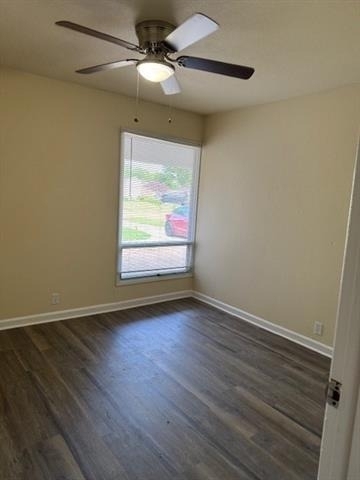 923 Warren Way - Photo 14