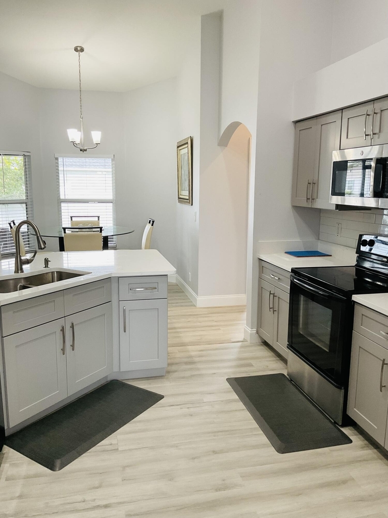 854 Sw Paar Drive - Photo 8
