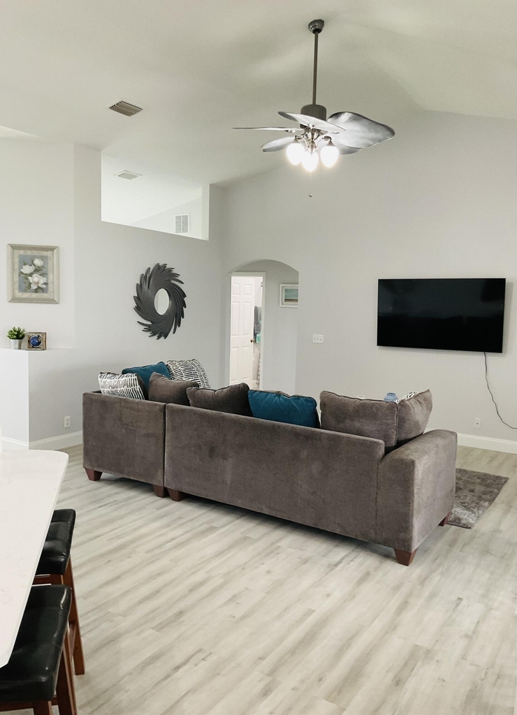 854 Sw Paar Drive - Photo 4