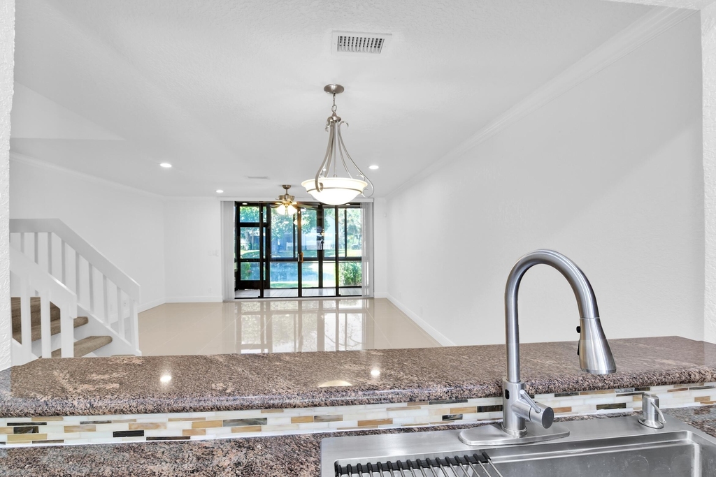 4821 Nw 22nd Street - Photo 0