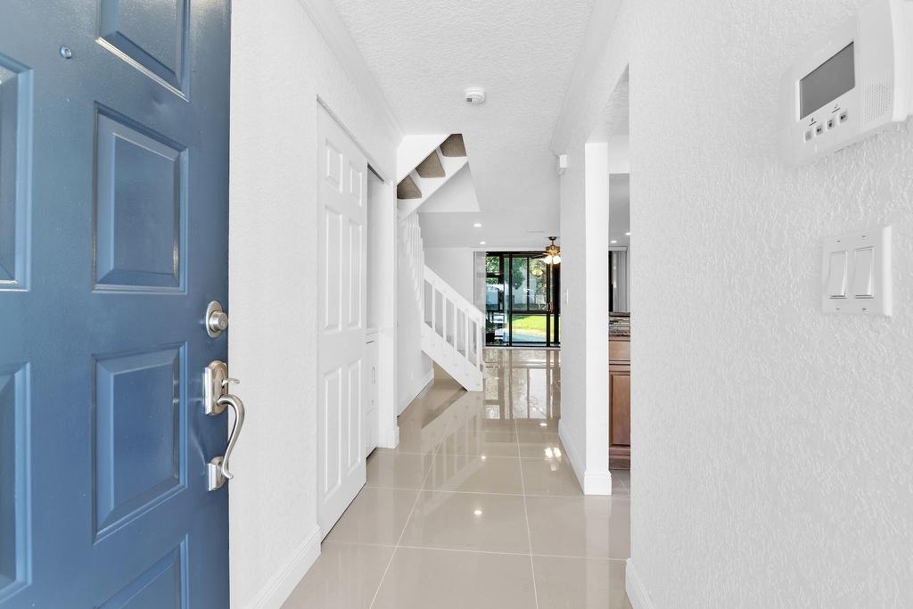 4821 Nw 22nd Street - Photo 4