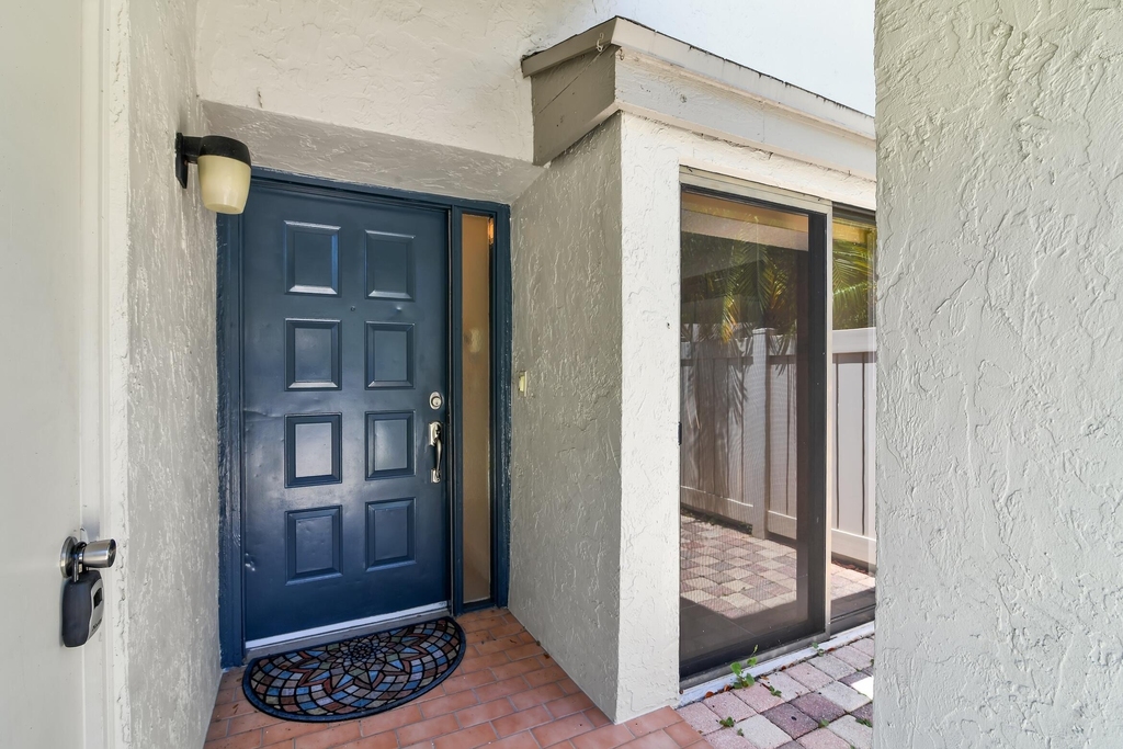 4821 Nw 22nd Street - Photo 3