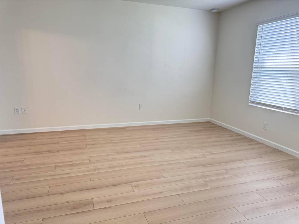 11477 Sw Patterson Street - Photo 4
