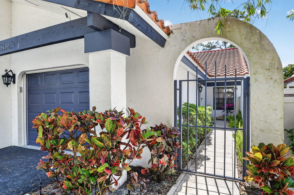 1630 Nw 22nd Avenue - Photo 3