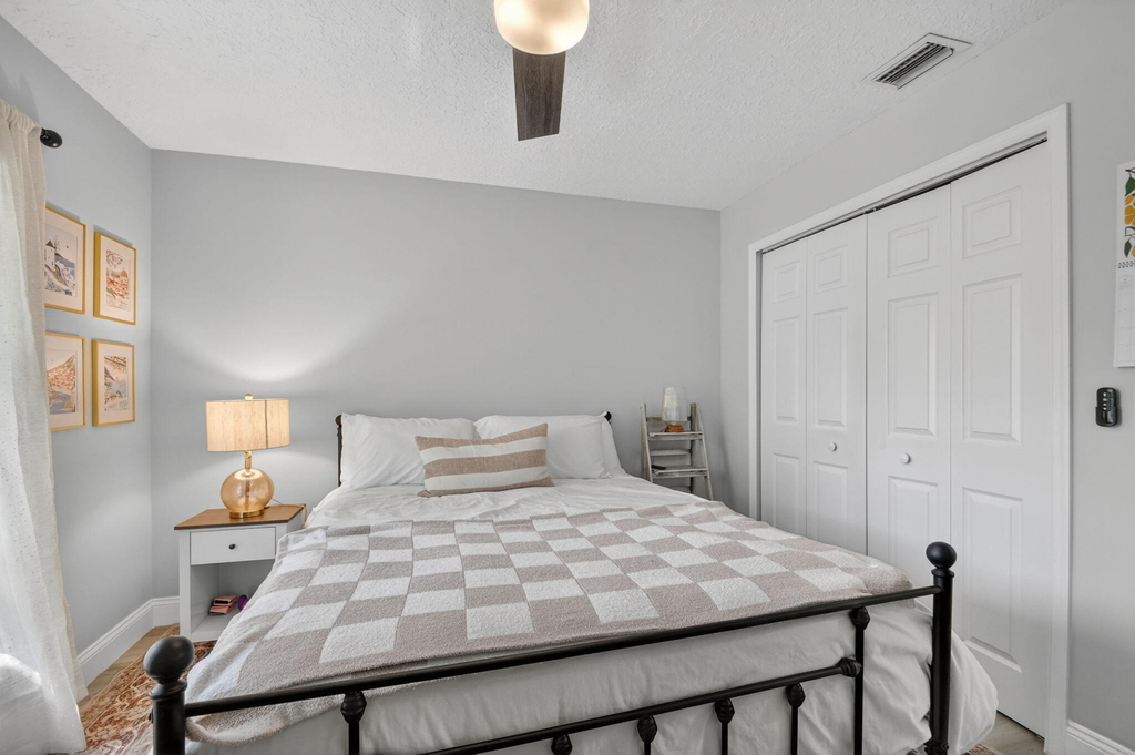 1630 Nw 22nd Avenue - Photo 30