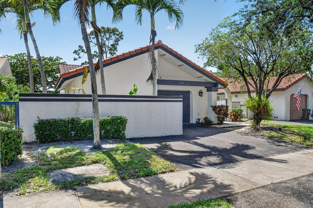 1630 Nw 22nd Avenue - Photo 1