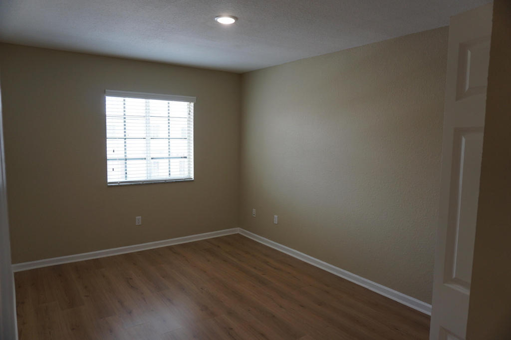 2030 Nassau Drive - Photo 15