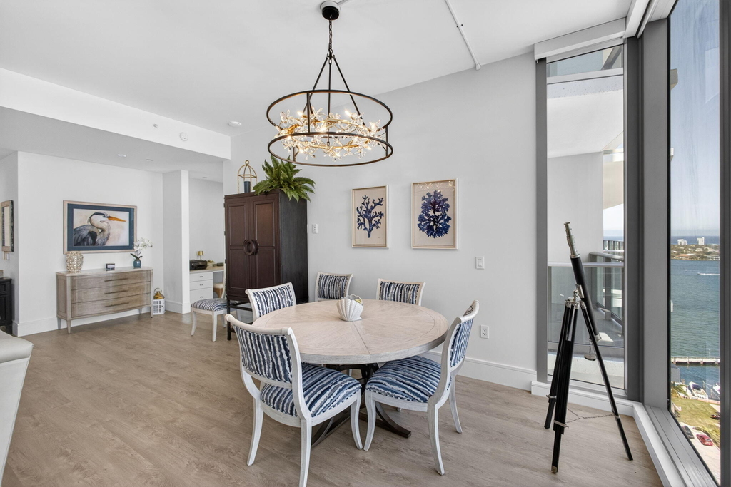 220 Lake Shore Drive - Photo 9