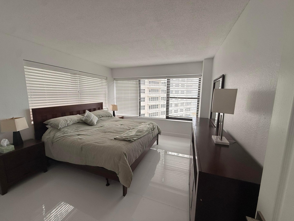 3800 Galt Ocean Drive - Photo 20