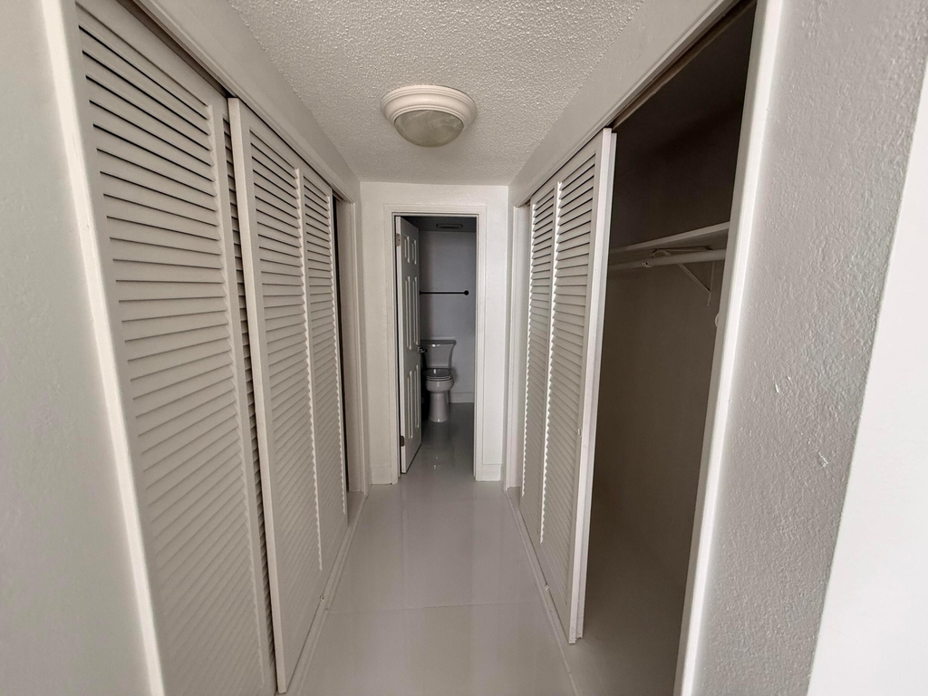 3800 Galt Ocean Drive - Photo 19
