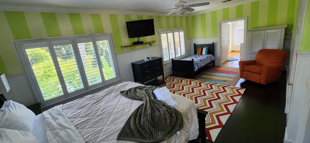 1066 Se Saint Lucie Boulevard - Photo 6