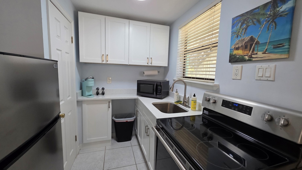 1125 S Ocean Drive - Photo 2