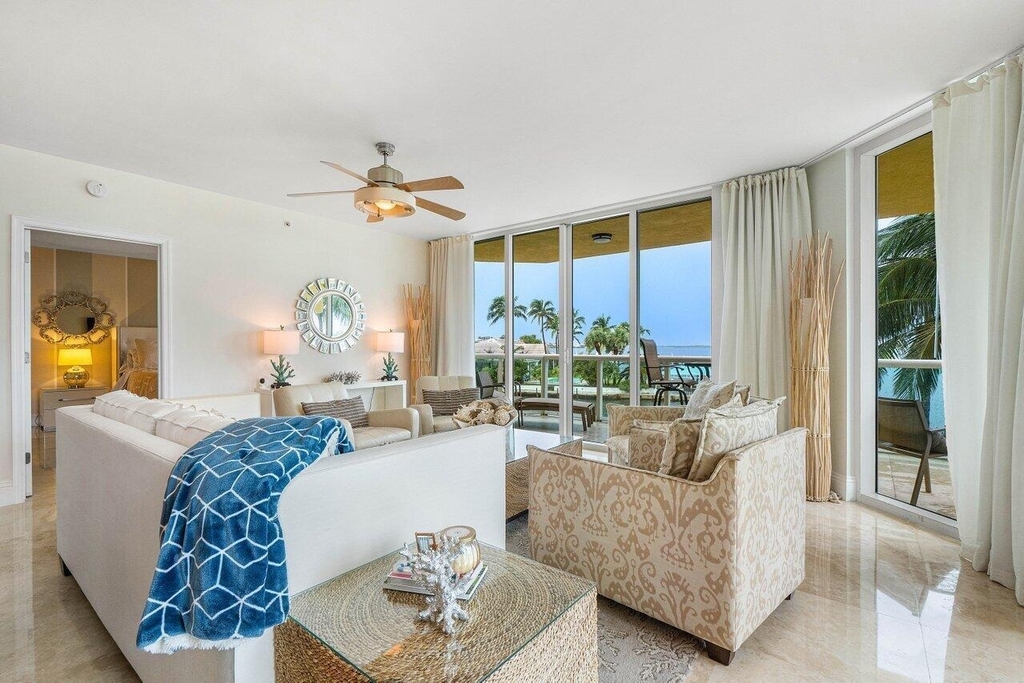 2650 Lake Shore Drive - Photo 3