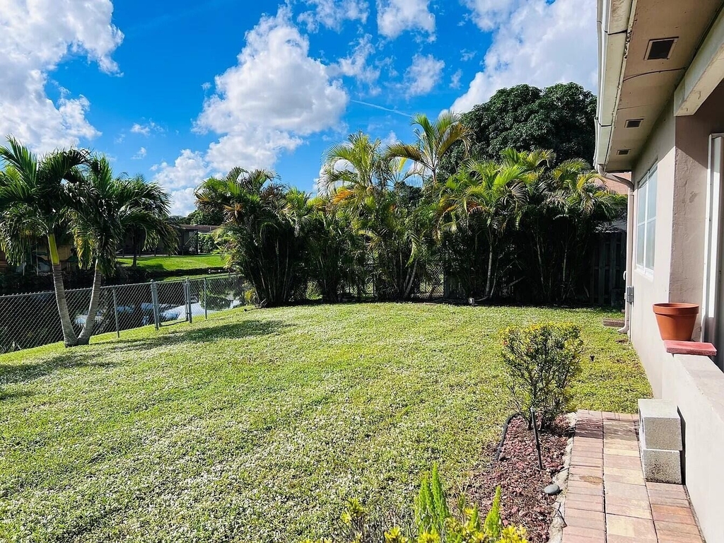 8136 Nw 21st Court - Photo 29