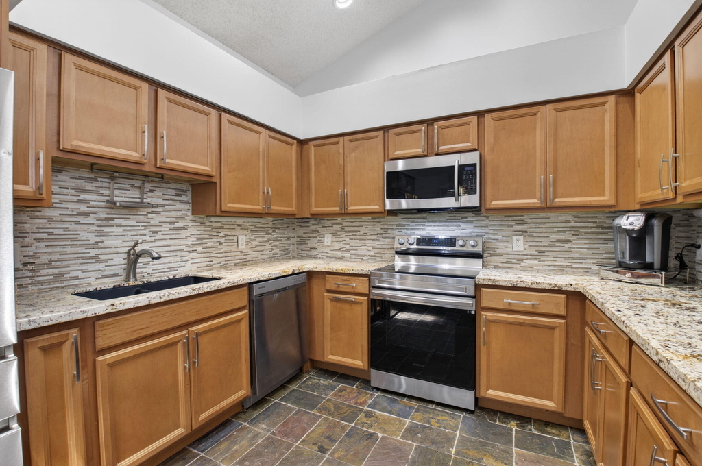 6694 Nw 26th Way - Photo 19