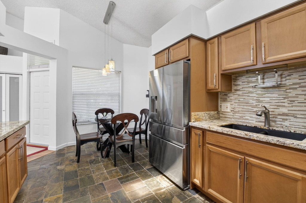 6694 Nw 26th Way - Photo 20
