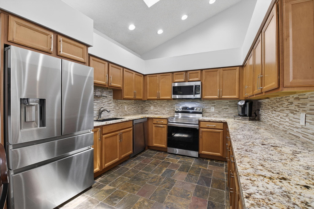 6694 Nw 26th Way - Photo 16