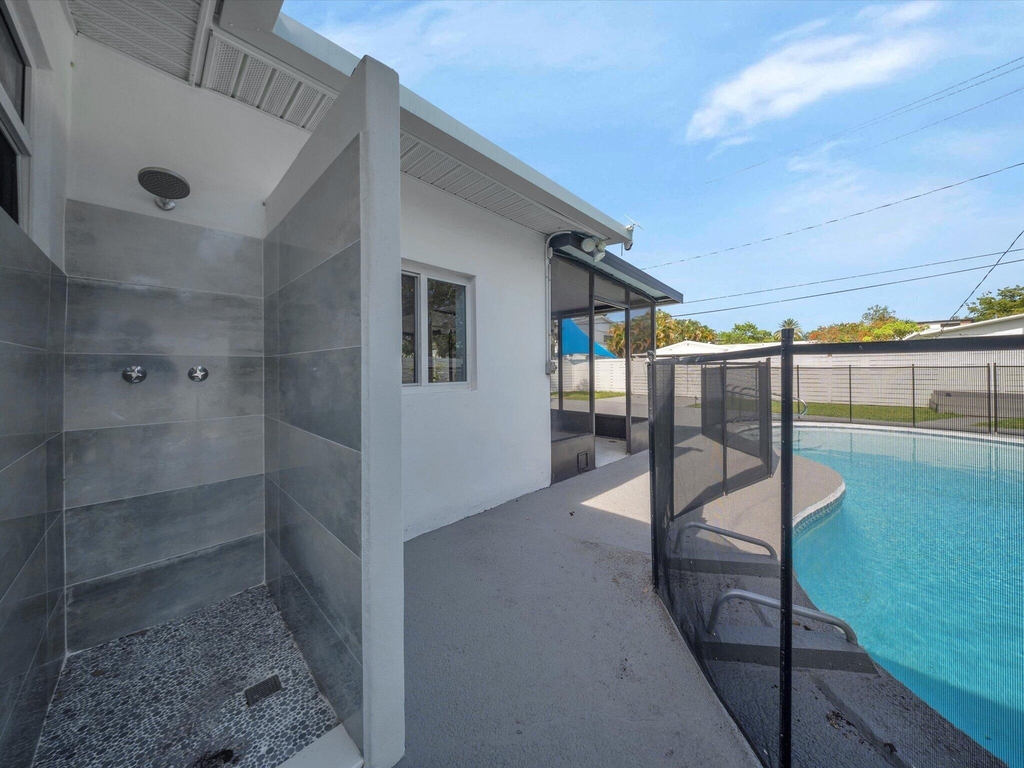 1721 N 16th Court - Photo 17