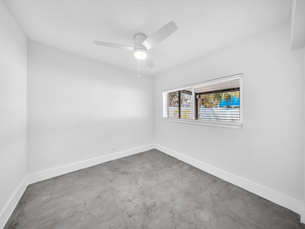1721 N 16th Court - Photo 27