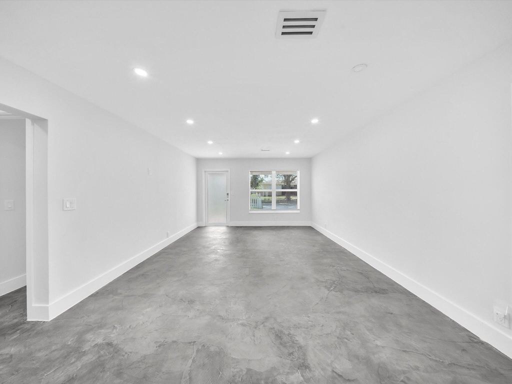 1721 N 16th Court - Photo 9
