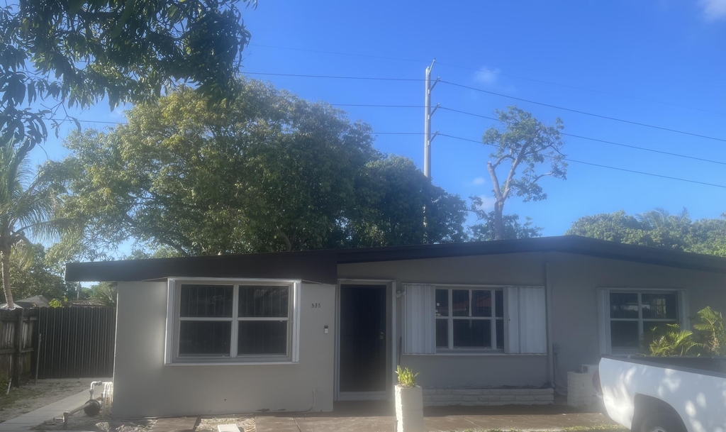 535 Nw 127th Street - Photo 0