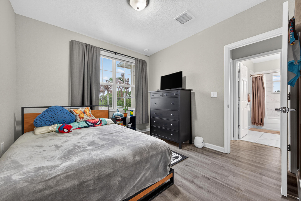 2910 Nw Treviso Circle - Photo 18