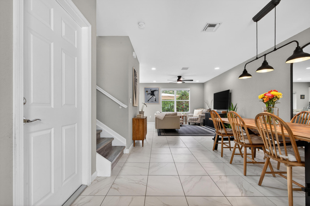 2910 Nw Treviso Circle - Photo 2