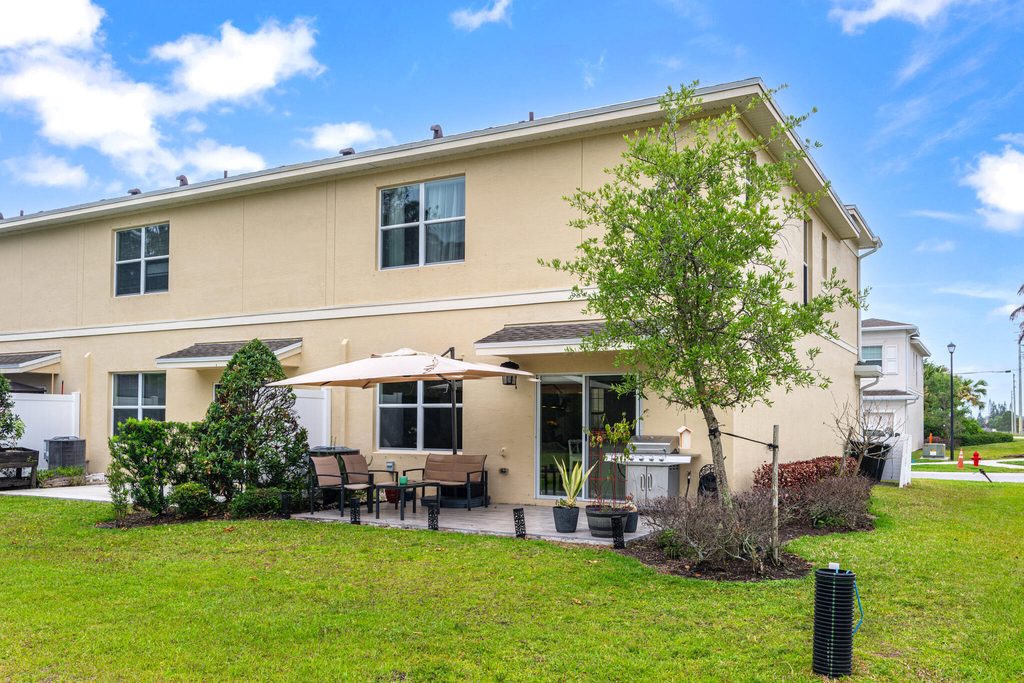 2910 Nw Treviso Circle - Photo 25