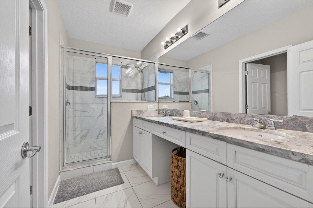 2910 Nw Treviso Circle - Photo 16