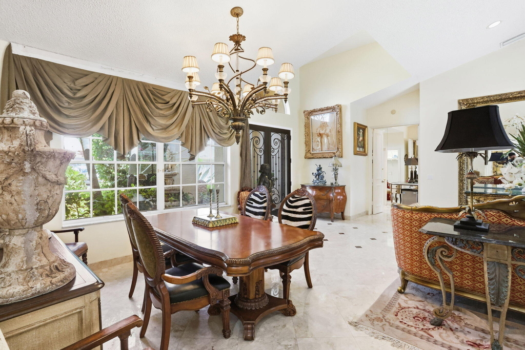 7821 Dorchester Road - Photo 7