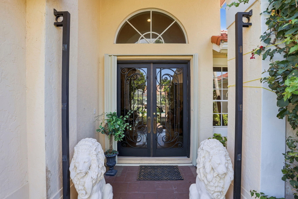 7821 Dorchester Road - Photo 2