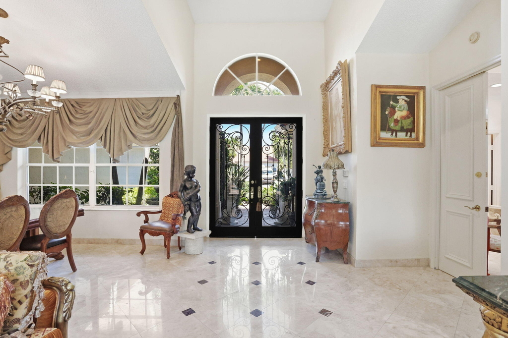 7821 Dorchester Road - Photo 6