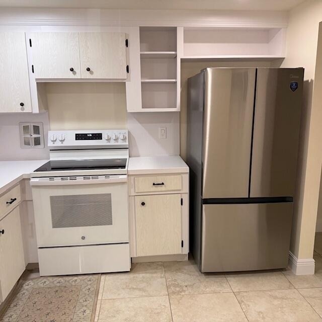 100 Stratford H - Photo 2