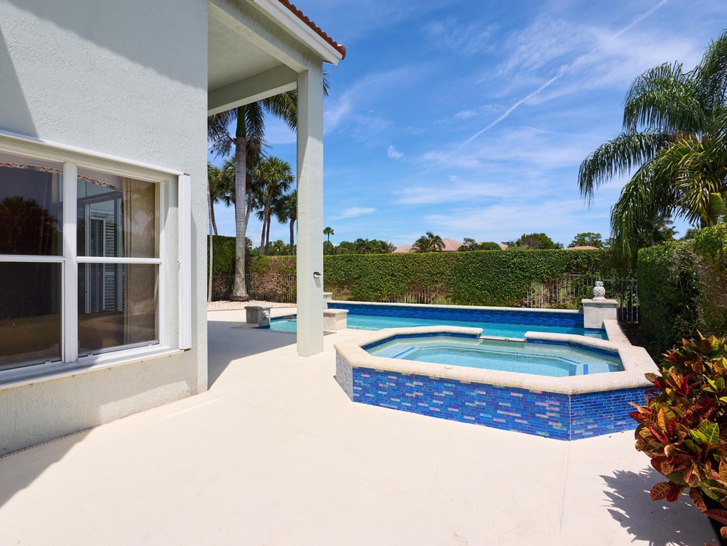 8282 Spyglass Drive - Photo 32