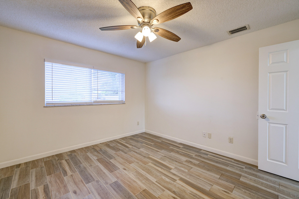 947 Fra-mar Place - Photo 12