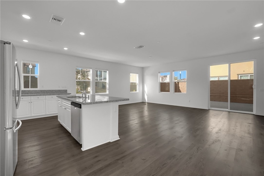 3994 E Catalina - Photo 3