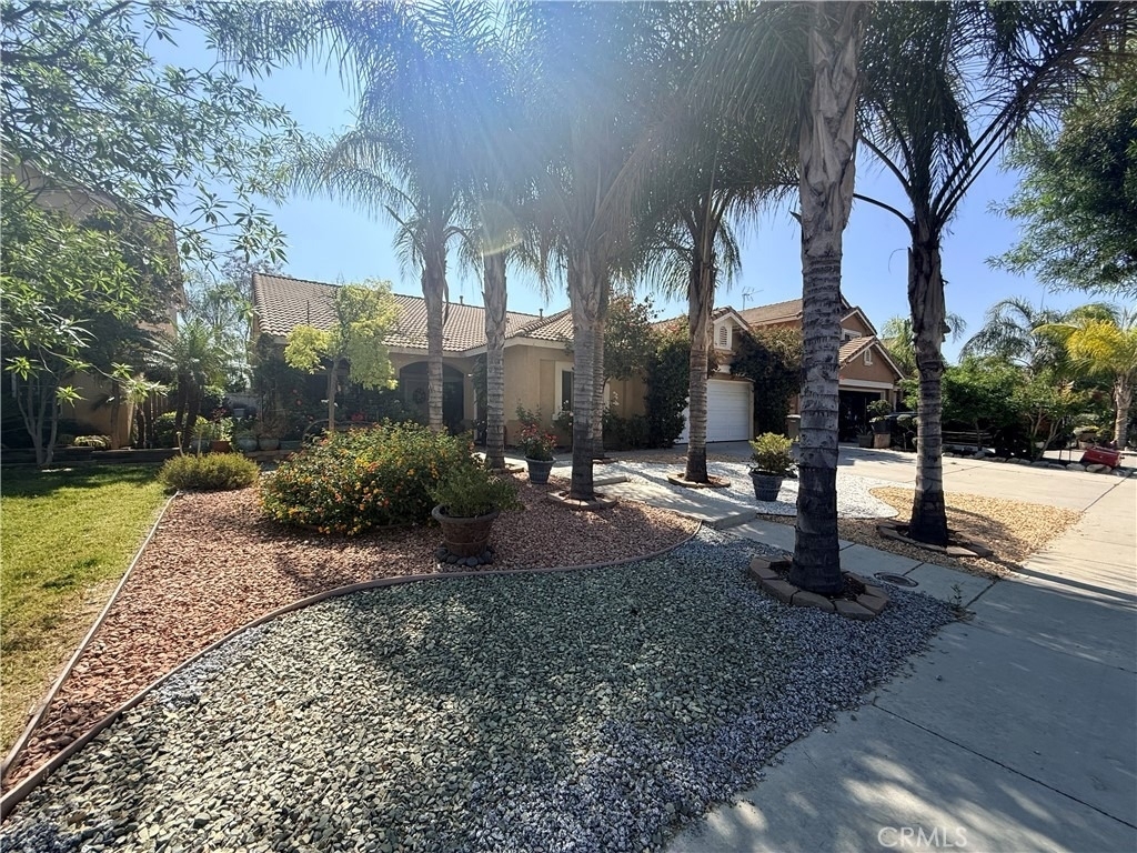 2293 Murrieta - Photo 0