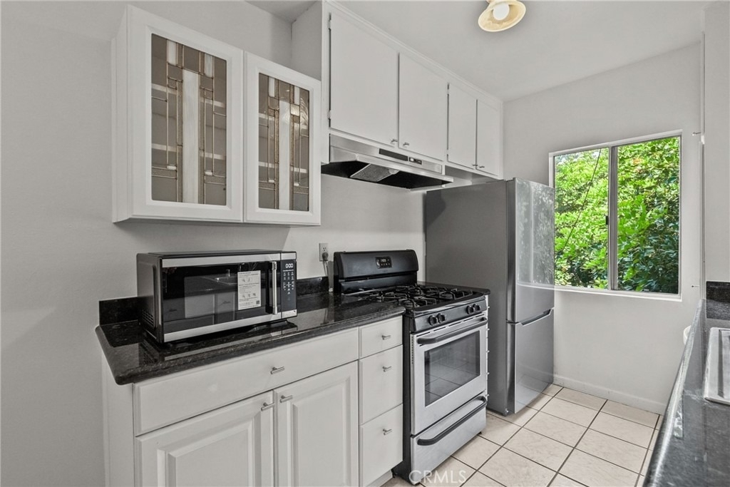 5055 Coldwater Canyon - Photo 3