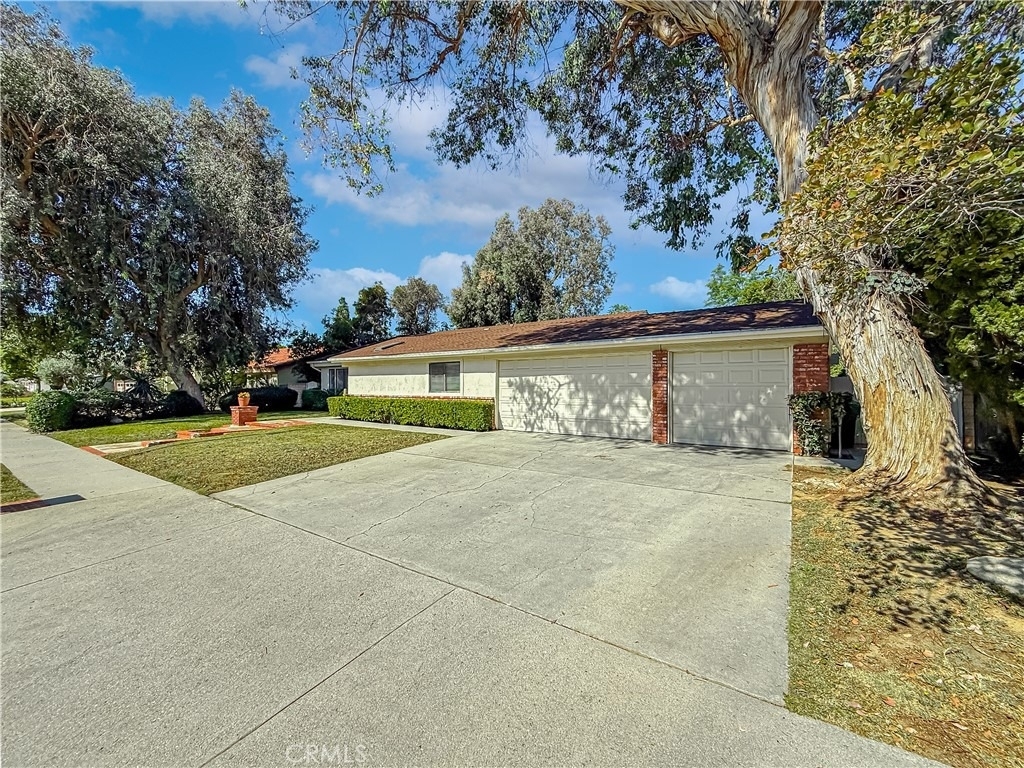 9201 Paso Robles - Photo 2