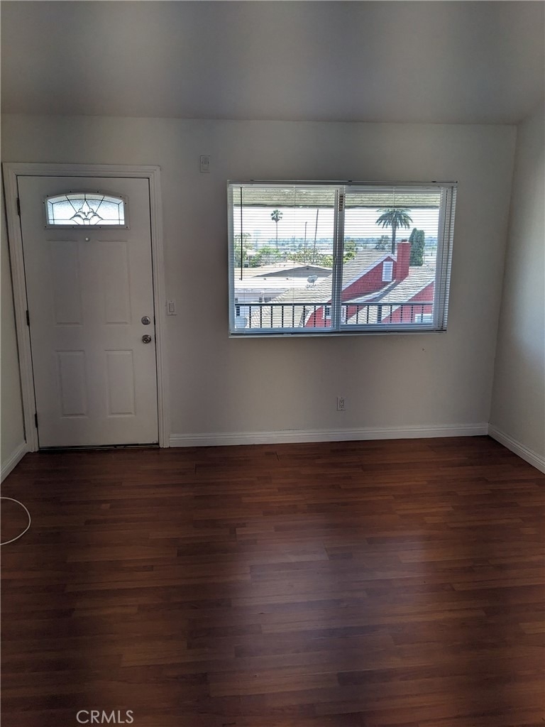1764 Freeman Avenue - Photo 3